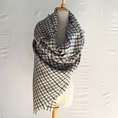 Black and white plaid scarf wholesale