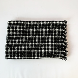 Black and white plaid scarf wholesale