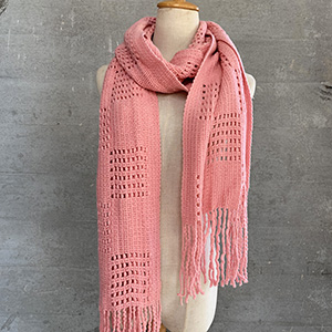 Monochrome warm mesh scarf