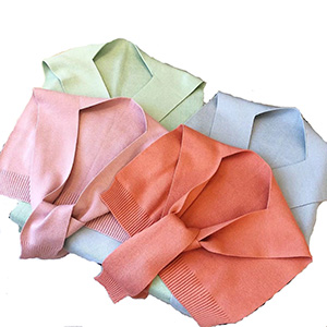 Ladies bow tie knitted scarf