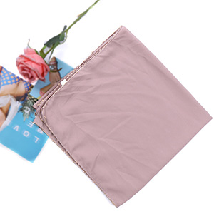 Chain overhang square scarf wholesale