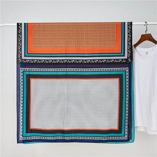 Cotton and linen scarf female wave dot printing thermal shawl spot long scarf gauze wholesale
