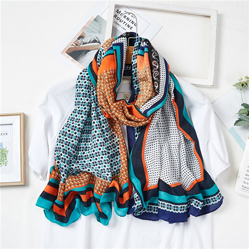 Cotton and linen scarf female wave dot printing thermal shawl spot long scarf gauze wholesale