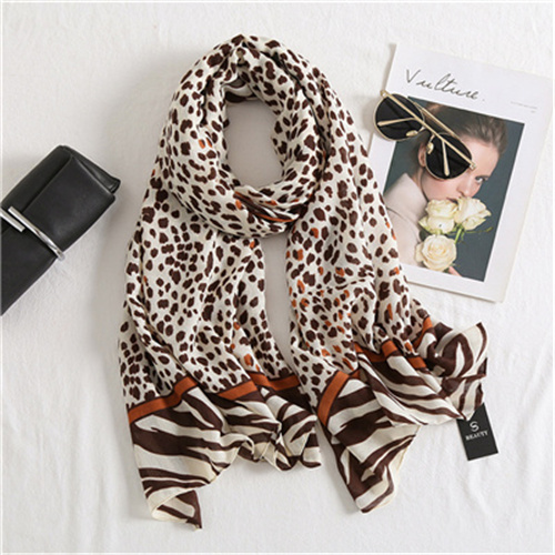 Cotton and linen long scarf Korean style leopard scarf fashion sunscreen beach towel shawl wholesale