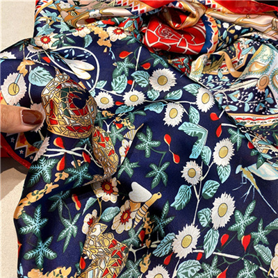 Korean style wild fashion geometric flower printing new silk satin scarf wholesale