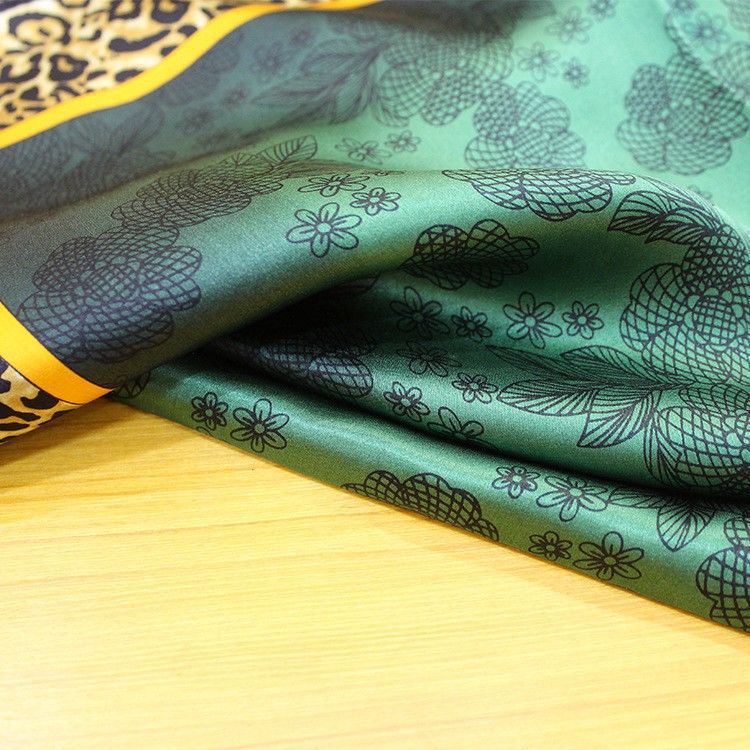 Emerald Green Leopard Print Lijing Section 110 Large Square Scarf Female Scarf Shawl Dual use Wholesale