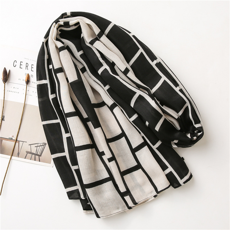 Wholesale cotton linen scarf black white large plaid shawl China