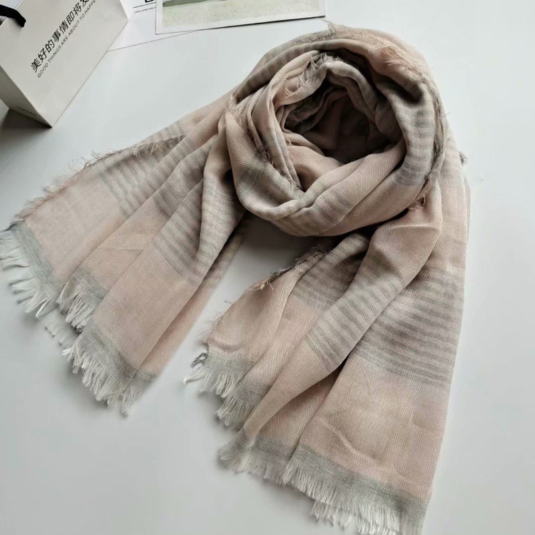 New cotton twill horizontal shawl autumn thin gradient short beard sunscreen scarf
