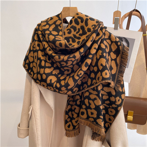 Cashmere like classic womens leopard like cashmere brushed warm scarves wholesale