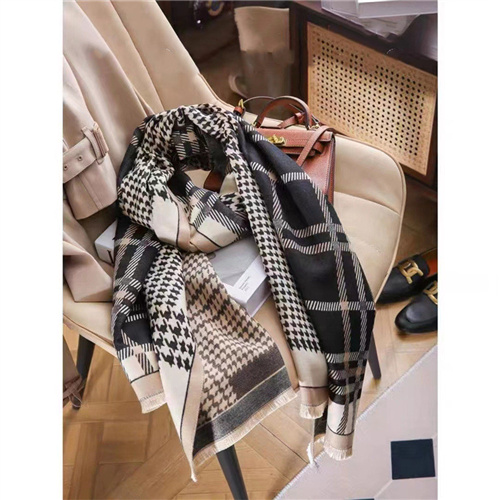 Wholesale of warm scarves with cashmere like double faced shawl and thousand bird pattern