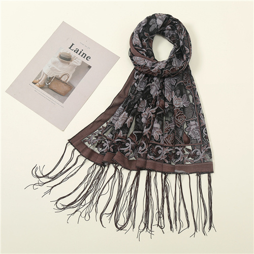 Wholesale of new style hood solid color lace hollow long scarves