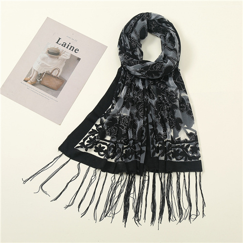 Wholesale of new style hood solid color lace hollow long scarves