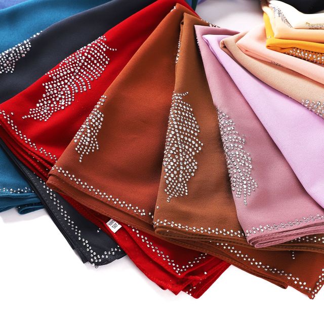Pure Color Pearl Chiffon Fashion Leaf Hot Rhinestone Scarf Monochrome Square Scarf Factory Wholesale