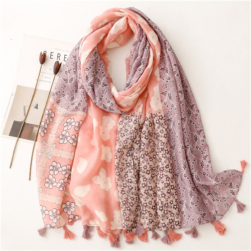 New art color matching beach towel printing cotton linen silk scarf tassel scarf wholesale