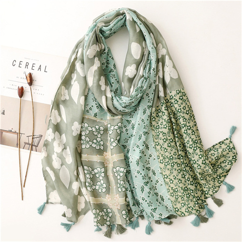 New art color matching beach towel printing cotton linen silk scarf tassel scarf wholesale