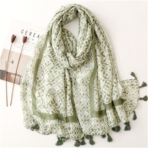Cotton linen Satin scarves geometric four leaf flower scarves sunscreen scarves wholesale