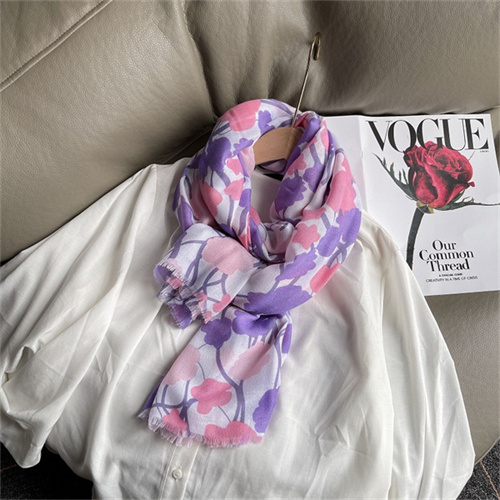 Versatile scarf scarf green halo dye contrast color cotton and linen scarf wholesale