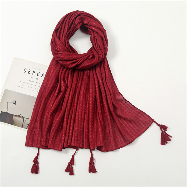 Solid color cotton linen tassel scarf fashion small lattice hot selling shawl headdress spot wholesale
