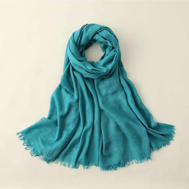 New style silk scarf sunscreen beach towel solid color cotton linen scarf wholesale