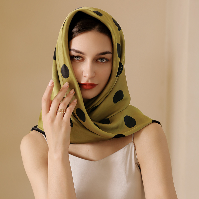Simulation silk scarf sweet 90 square scarf printed shawl wholesale