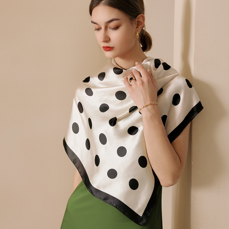 Simulation silk scarf sweet 90 square scarf printed shawl wholesale