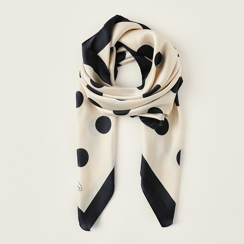 Wholesale of new silk scarves and womens imitation silk sunscreen headscarves