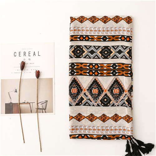 Cotton and linen scarf versatile soft long tassel travel sunscreen shawl beach towel