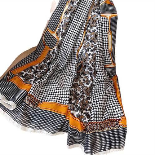 Cotton linen printed Scarf Shawl beach towel warm scarf wholesale