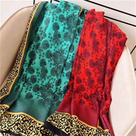 Cotton linen printed Scarf Shawl beach towel warm scarf wholesale