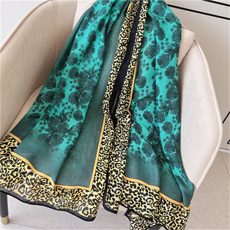 Cotton linen printed Scarf Shawl beach towel warm scarf wholesale