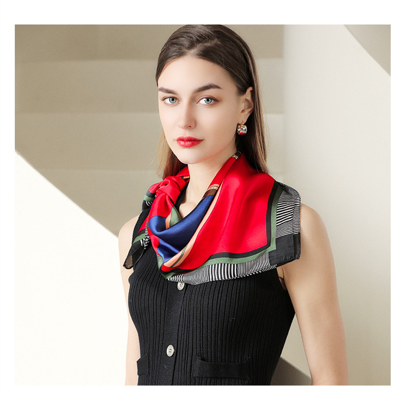 Plaid double sided printing 70 small silk scarves and square scarves wholesale