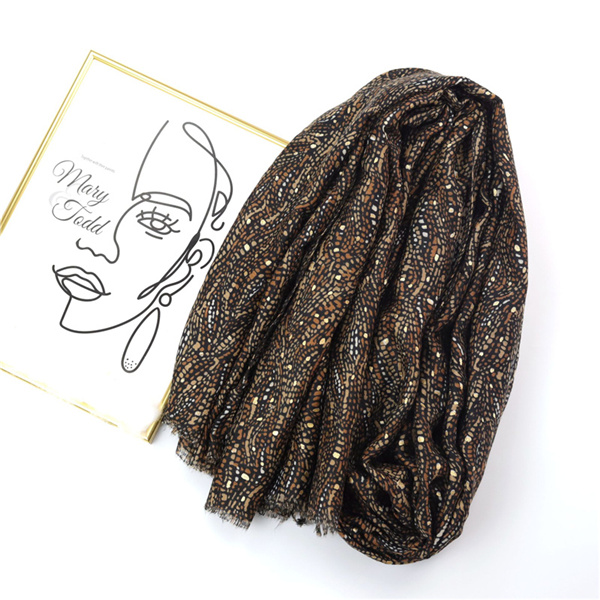 Hot sand dunes small leaves long scarf satin cotton ladies scarf warm shawl