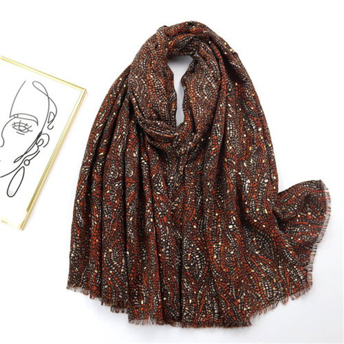 Hot sand dunes small leaves long scarf satin cotton ladies scarf warm shawl