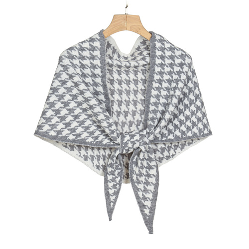 Light gray houndstooth triangle scarf girl thickened scarf multi purpose shawl to keep warm