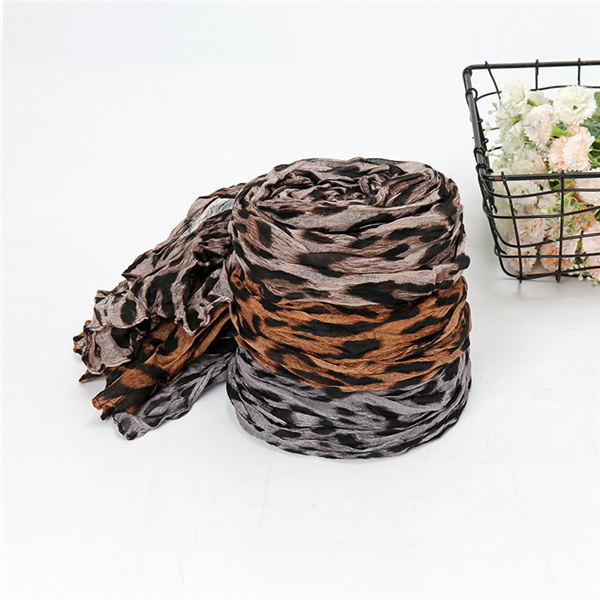 European and American fashion all match Bali yarn leopard pattern pleated soft warm scarf shawl women