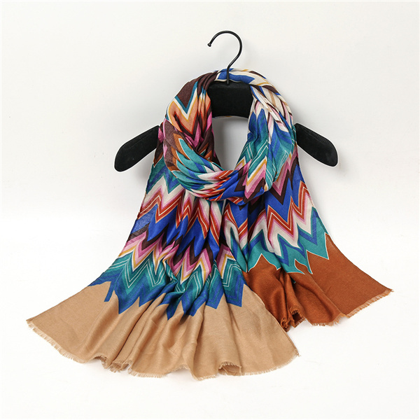 Bohemian style shawl serrated wavy scarf for women wholesals