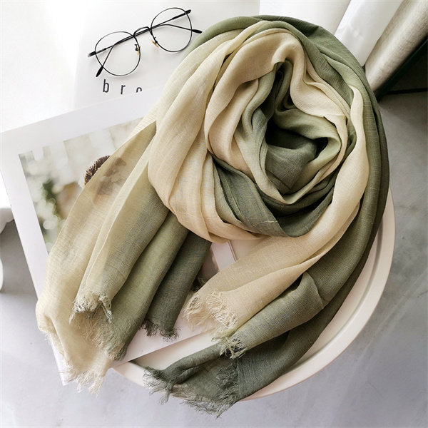 Cotton linen silk scarf scarf Ladys autumn and winter gradient color block bamboo slug shawl wholesale