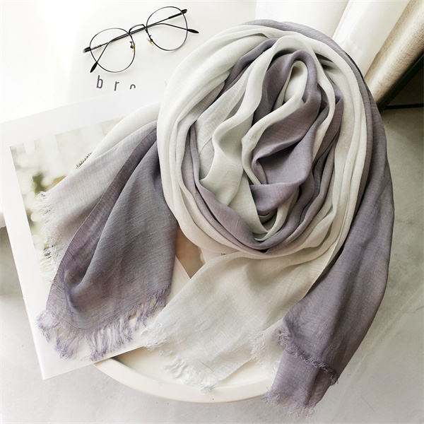 Cotton linen silk scarf scarf Ladys autumn and winter gradient color block bamboo slug shawl wholesale