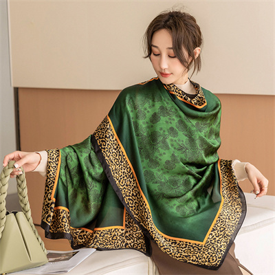 New beautiful brocade imitation silk feel soft hand to take photos travel scarf wholesale