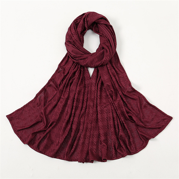 Houndstooth monochrome threaded cotton ladies bandana solid color fashion all season versatile shawl scarf