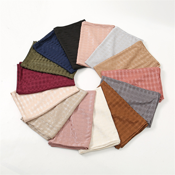 Houndstooth monochrome threaded cotton ladies bandana solid color fashion all season versatile shawl scarf