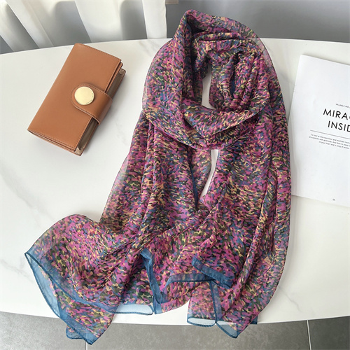 2023 new print yorou yarn travel sunscreen beach scarf headscarf fashion foreign style simulation silk scarf woman