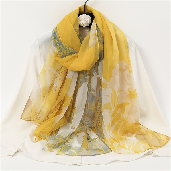2023 new yarn print fashion large gauze scarf sun protection light and breathable beach towel woman