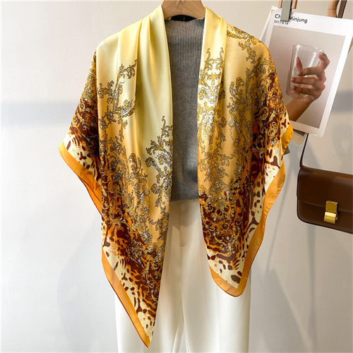 Vintage gorgeous 110cm beautiful damask headscarf square scarf scarf shawl versatile silk scarf