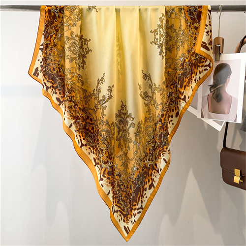 Vintage gorgeous 110cm beautiful damask headscarf square scarf scarf shawl versatile silk scarf