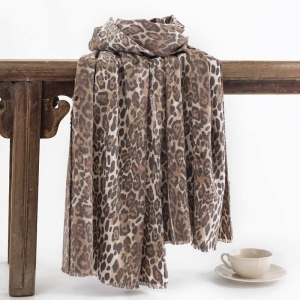 Ethnic Leopard Pattern Short Tassel Woven Imitation Cashmere Brushed Scarf Warm Shawl Neck