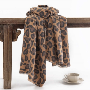Leopard print scarf shawl warm scarf fashionable stylish imitation cashmere scarf
