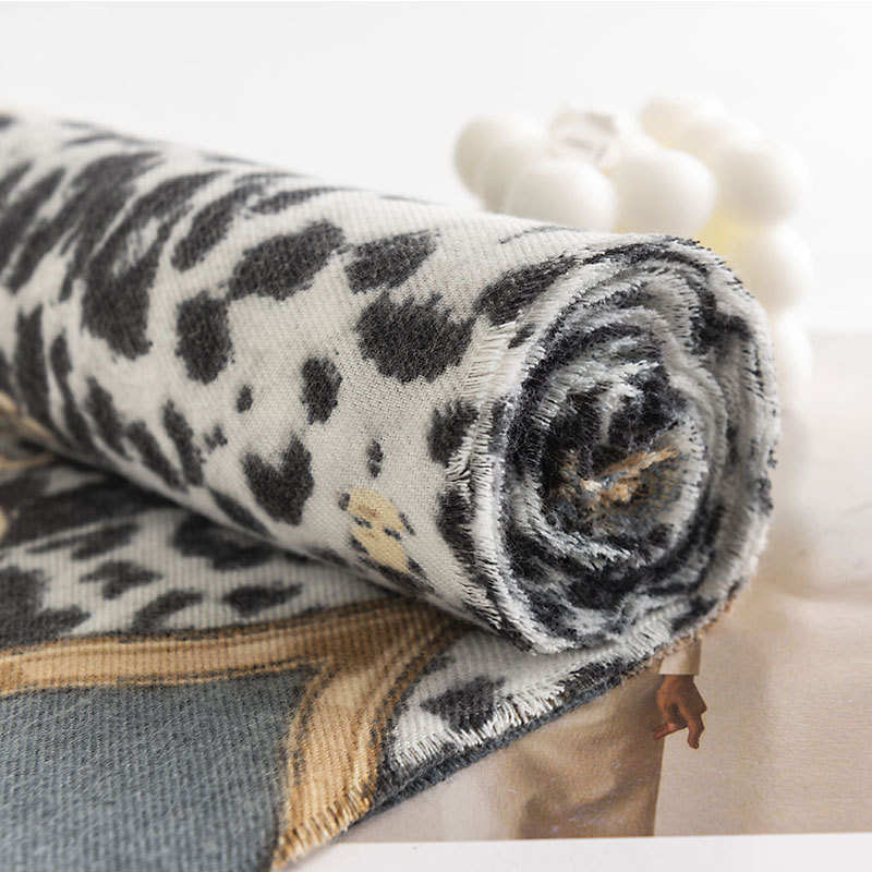 Leopard print scarf  warmth elegant  cold resistant scarf