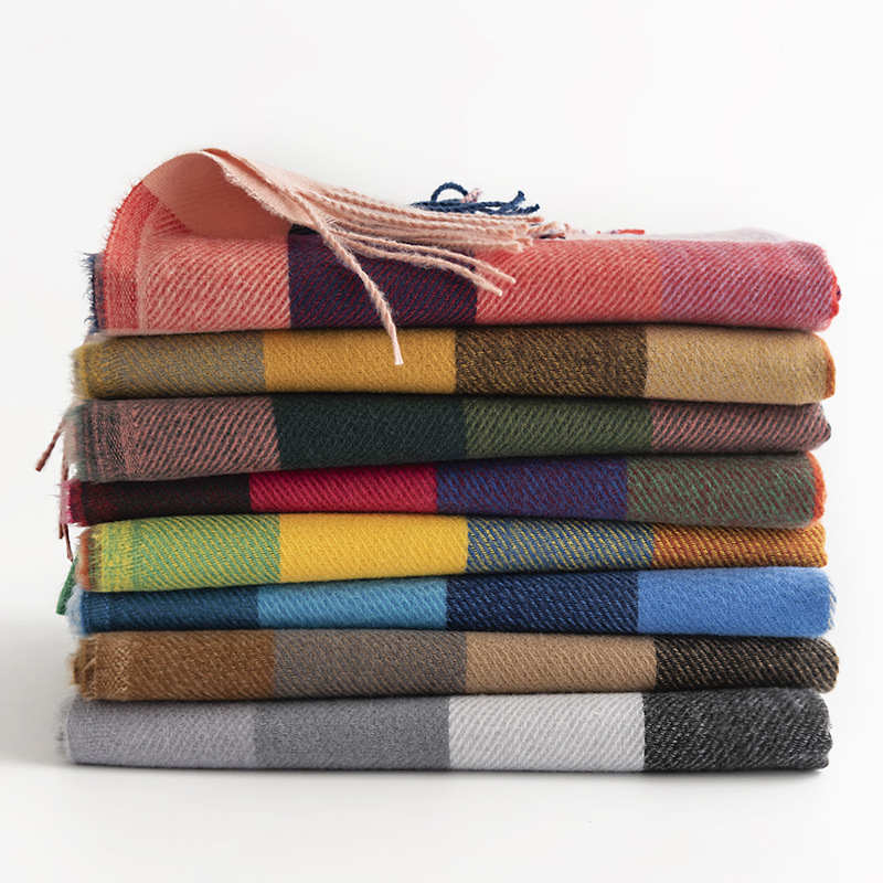 Wholesale network of imitation cashmere scarves red wind scarves warm cold resistant shawls