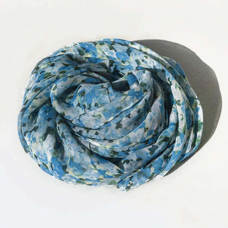 Fragmented Silk Scarves Wholesale Imitation Silk Scarves Fashion Casual Shawl Outdoor Sunscreen Beach Scarves